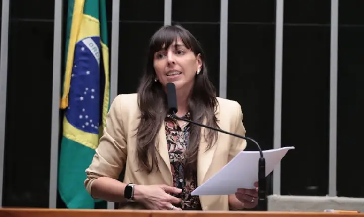 Câmara aprova projeto que permite quebra de sigilo bancário para fixar pensão alimentícia