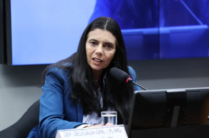 Comissão aprova regras para saída temporária de condenados por violência doméstica