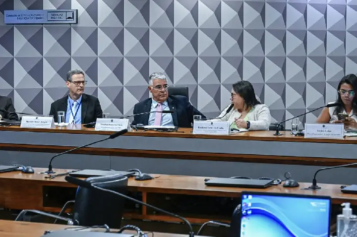 Defensores pedem regras mais rígidas para publicidade das bets 