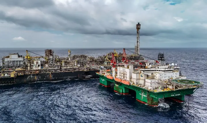 Imposto de 12% sobre exportação de petróleo é estendido por 60 dias
