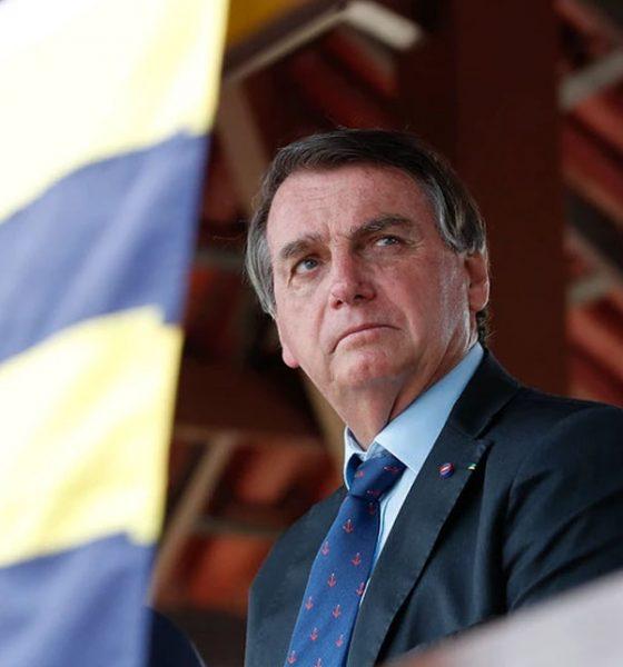 Igrejas: Bolsonaro sugere ao Congresso que derrube veto