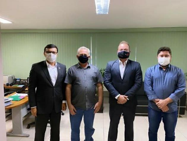 Valmir Climaco participa de evento para prefeitos eleitos com Governador do Pará