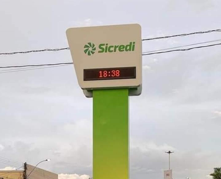 Itaituba inaugurou seu primeiro relógio e termômetro digital