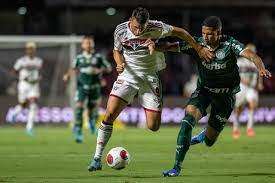 Calleri decide, São Paulo vence Palmeiras por 3 a 1 e abre vantagem