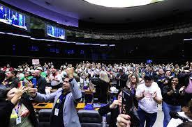 Senado aprova piso salarial para agentes comunitários de saúde