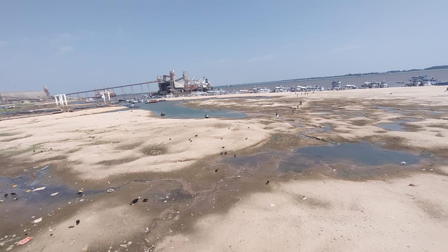 Nível do Rio Tapajós atinge marca histórica da seca de 2010