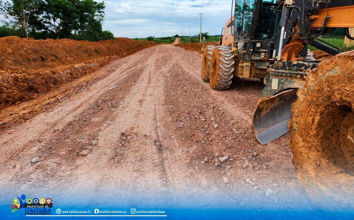 Trecho critico na Rodovia Transgarimpeira Km73 é recuperado e já está com trafegabilidade foi anunciado pelo Vereador Valdecy do Peixe