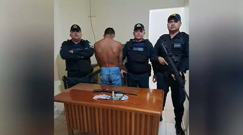 Polícia Militar prende suspeito de tráfico de drogas no Distrito de Curuai