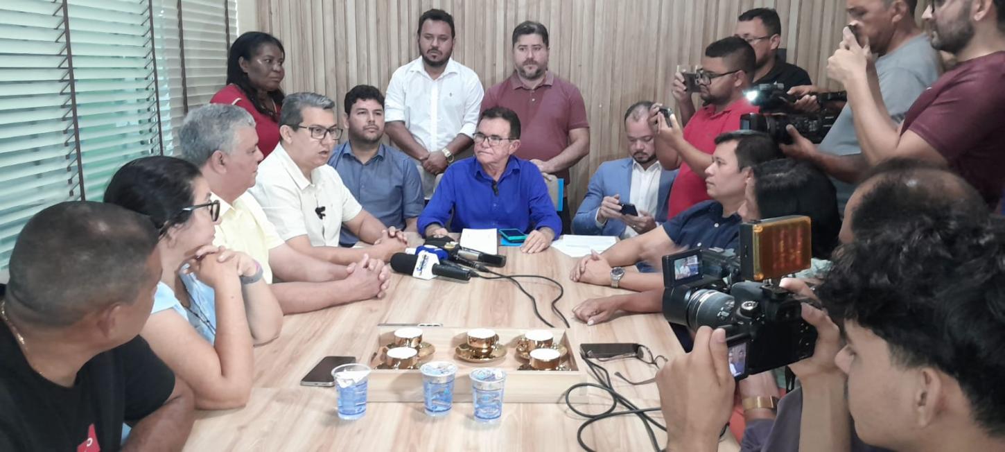 PREFEITURA DE ITAITUBA ANUNCIA REAJUSTE SALARIAL DE 8% PARA OS SERVIDORES DA SEED + GRATIFICAÇÃO DE 20% PARA OS VIGIAS EDUCACIONAIS DO MUNICÍPIO